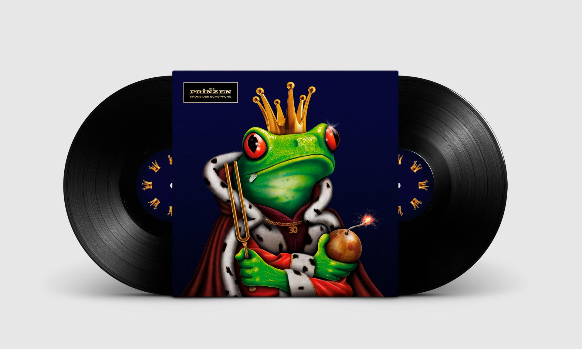 Albumcover mit Frosch mit Krone, Schallplatten und Textüberlagerung.