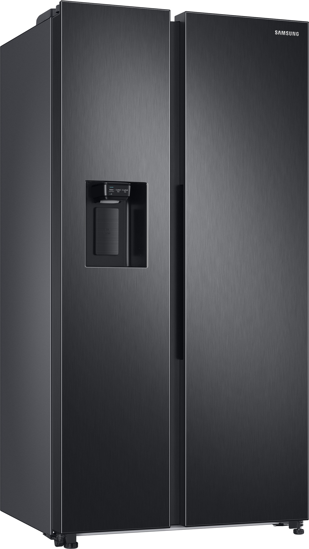 Ein schwarzer Side-by-Side-Kühlschrank mit Wasserspender an der linken Tür.