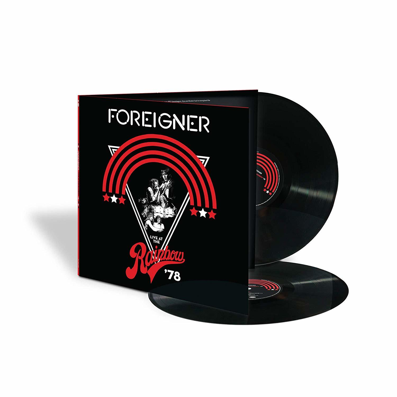 Vinyl lemez album borítója a Foreigner együttessel és logójukkal.