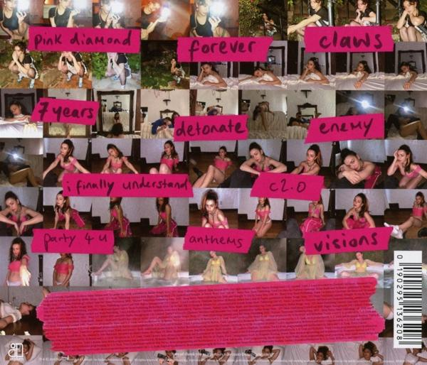 Eine Collage aus Fotos mit rosa Klebeband und Text, die eine Frau in verschiedenen Posen zeigt.