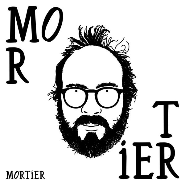 Illustratie van een mans gezicht met een bril. Tekst: MORTIER. Letters rond het gezicht.