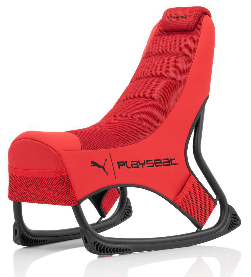 Ein roter Puma Playseat Gaming-Stuhl, mit schwarzem Rahmen und Logo.