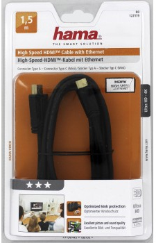 Emballage de câble HDMI. Câble noir dans un emballage plastique transparent avec informations produit.