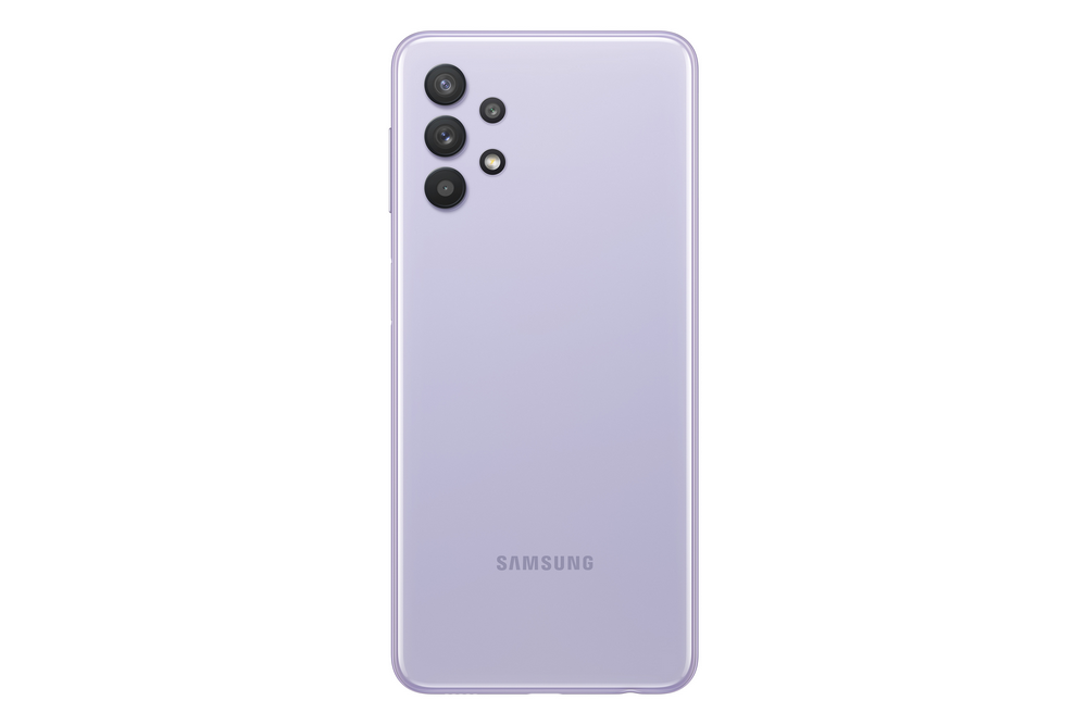 Un teléfono inteligente morado con múltiples lentes de cámara en la parte trasera, fondo blanco.