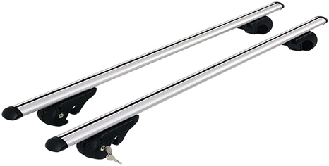 Ezüst tetőcsomagtartó pár. Fekete rögzítések és végdugók. Fehér háttéren izolálva.