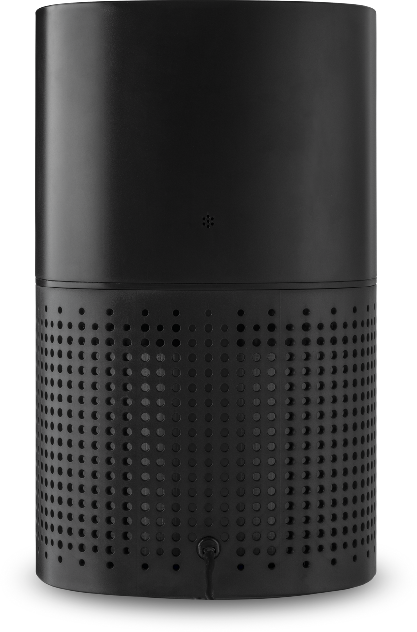 Zwarte cilindrische speaker. Geperforeerd onderste gedeelte. Bose logo, USB-poort.