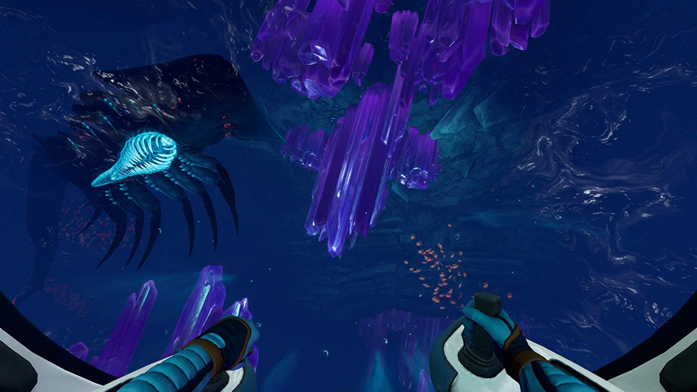 Una escena submarina con formaciones de cristal y una criatura grande y oscura. Predominan los tonos azules y morados.