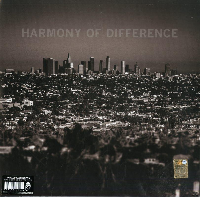 Albumcover 'Harmony of Difference' von Kamasi Washington. Skyline im Hintergrund, schwarz-weiß.