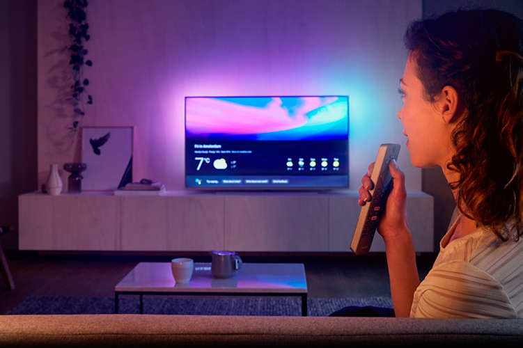 TV LED 58" - Philips 58PUS7304/12, Ultra HD 4K, P5 Perfect Picture Engine, Ambilight, Micro Dimming Pro, Plata