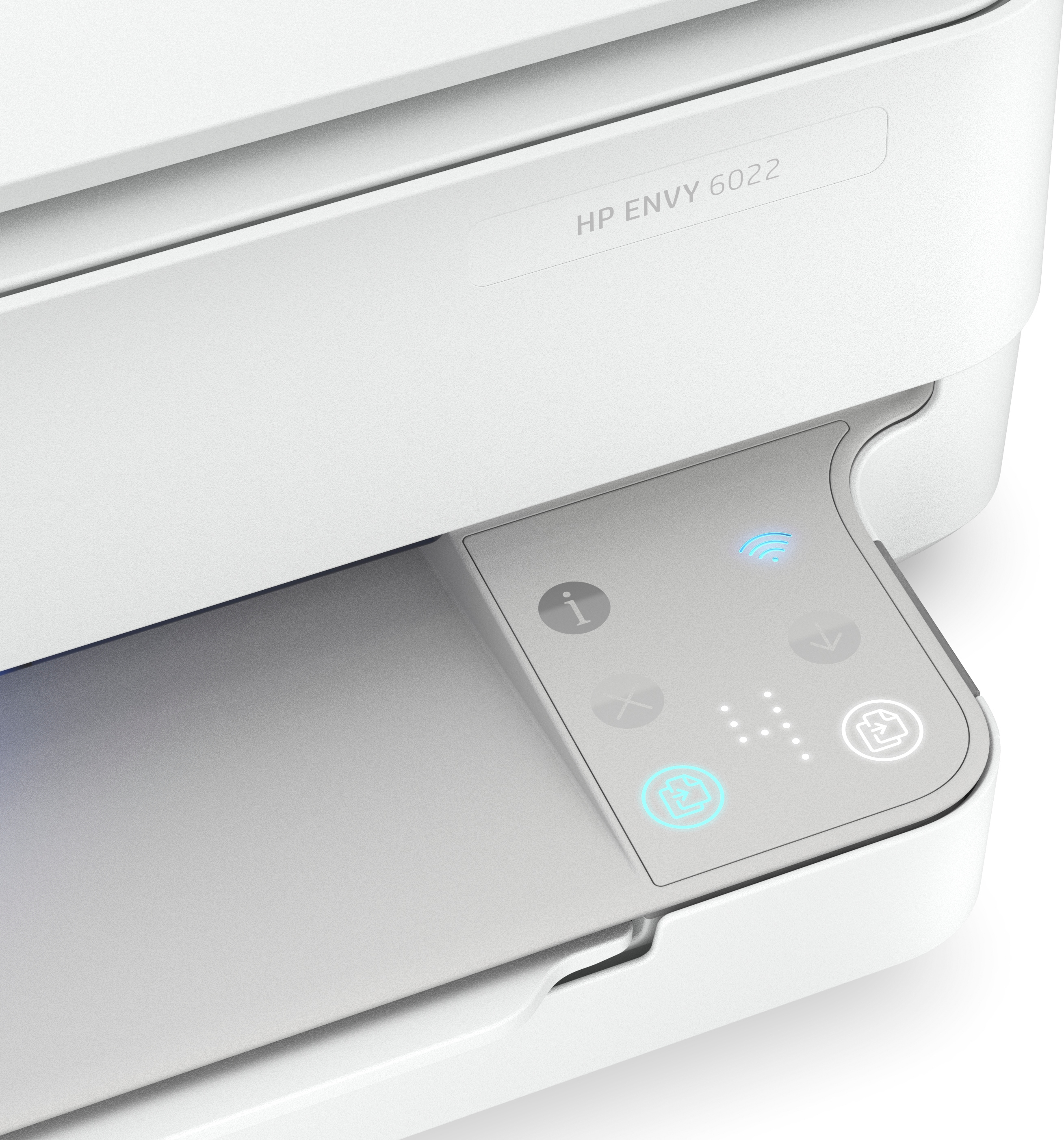 Primer plano del panel de control de una impresora HP ENVY 6022 blanca.