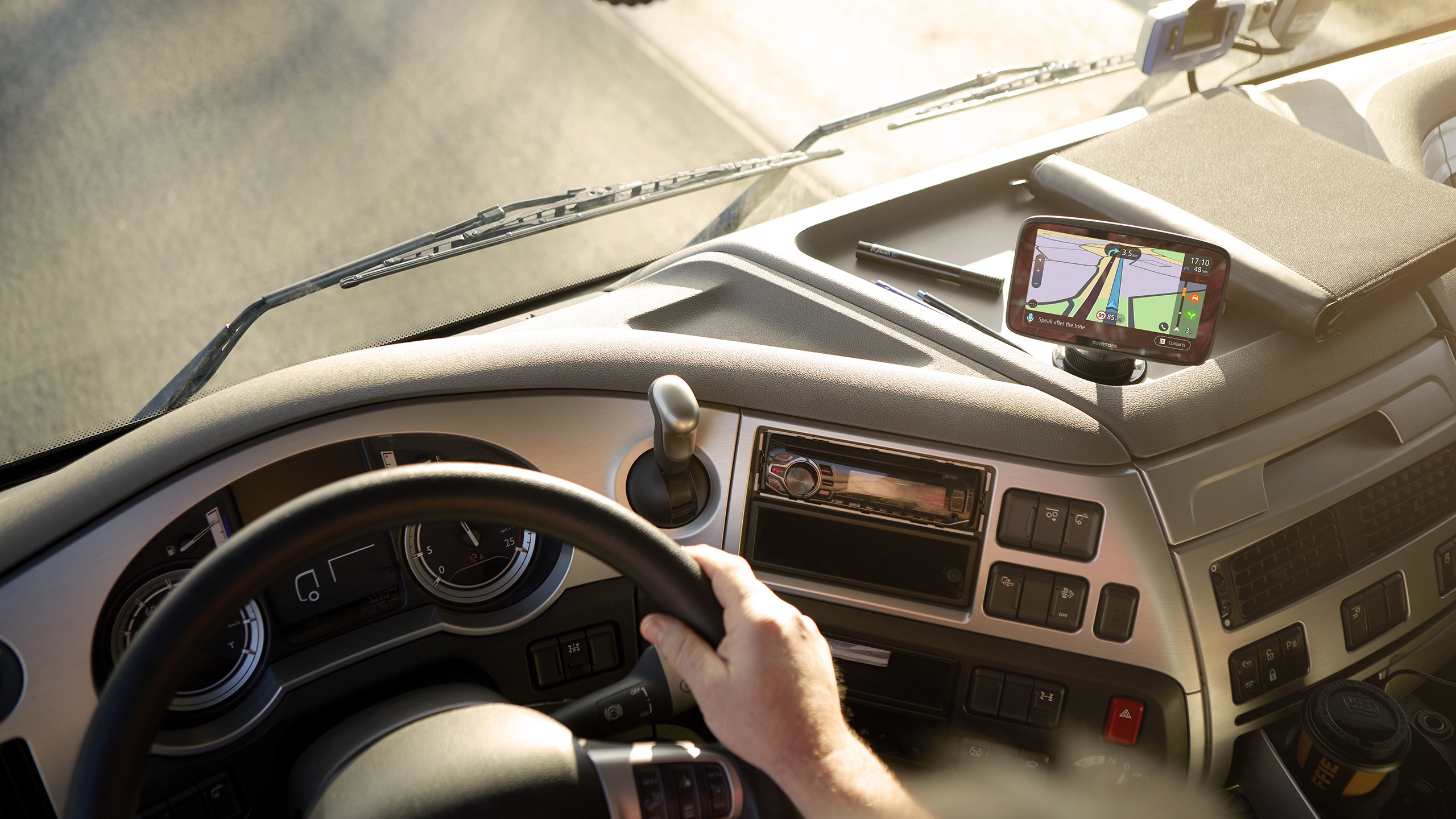 GPS - TomTom GO Professional 620, 6", Vehículos grandes, Europa, Bluetooth