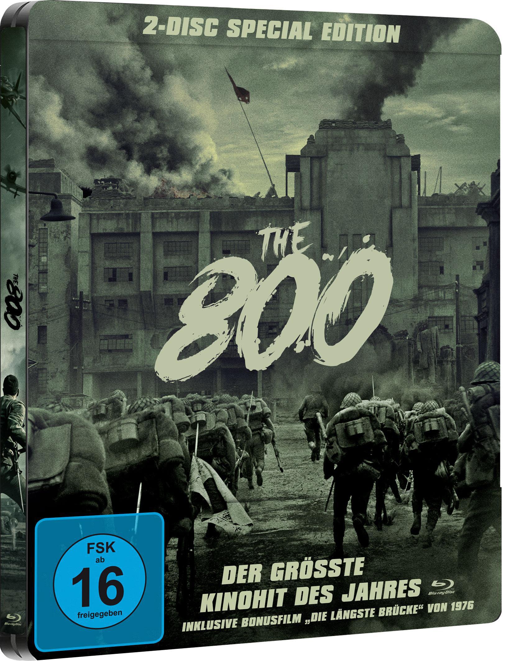 Filmposter von 'The 800' mit Soldaten im Hintergrund und einem brennenden Gebäude.