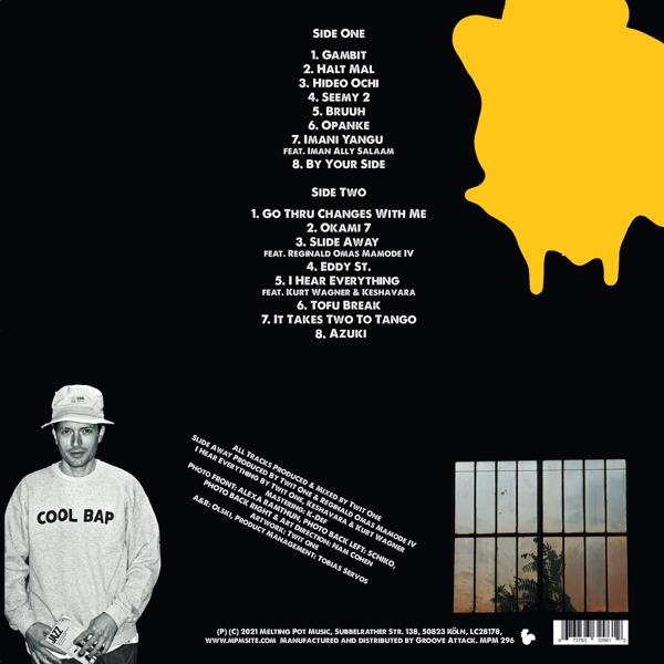 Albumcover mit Titelliste und einem Mann. Gelber Farbspritzer rechts.