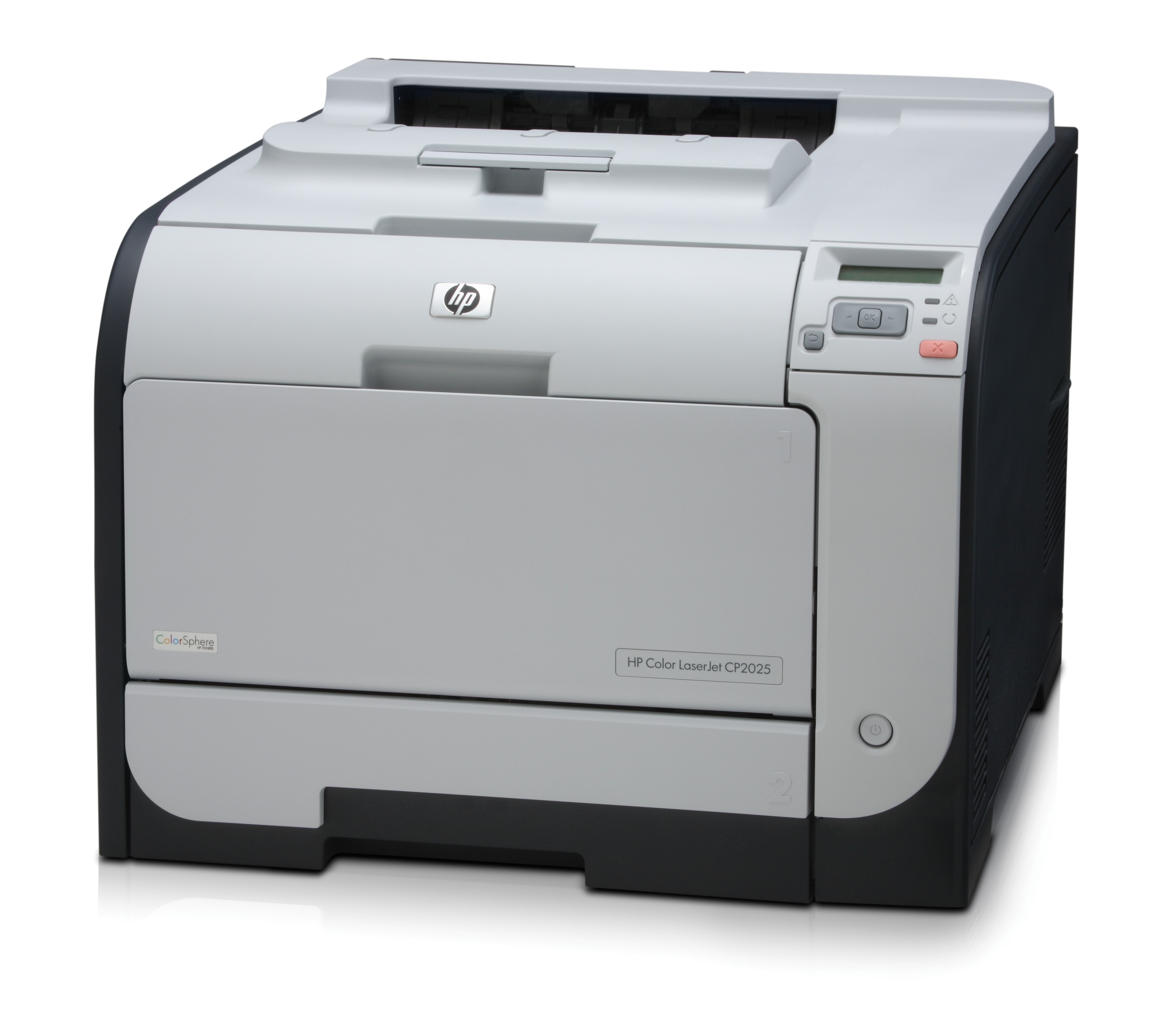 Beyaz arka plan üzerinde HP CP2025 renkli lazer yazıcı.