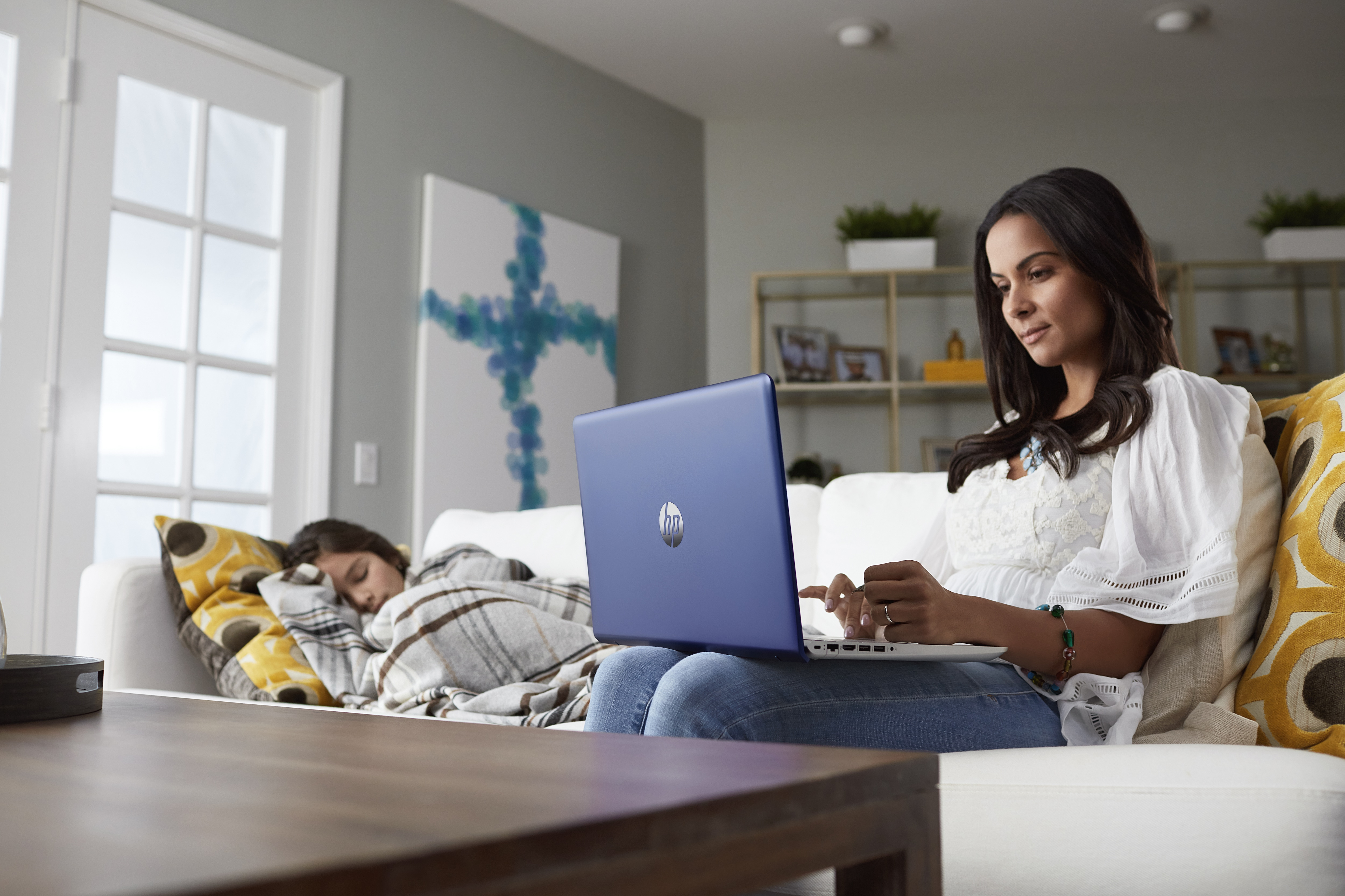 HP Pavilion I5-8250U İşlemci/8 Bellek/1TB Harddisk/2GB GT940MX Ekran Kartı/15.6/2PR73EA Laptop