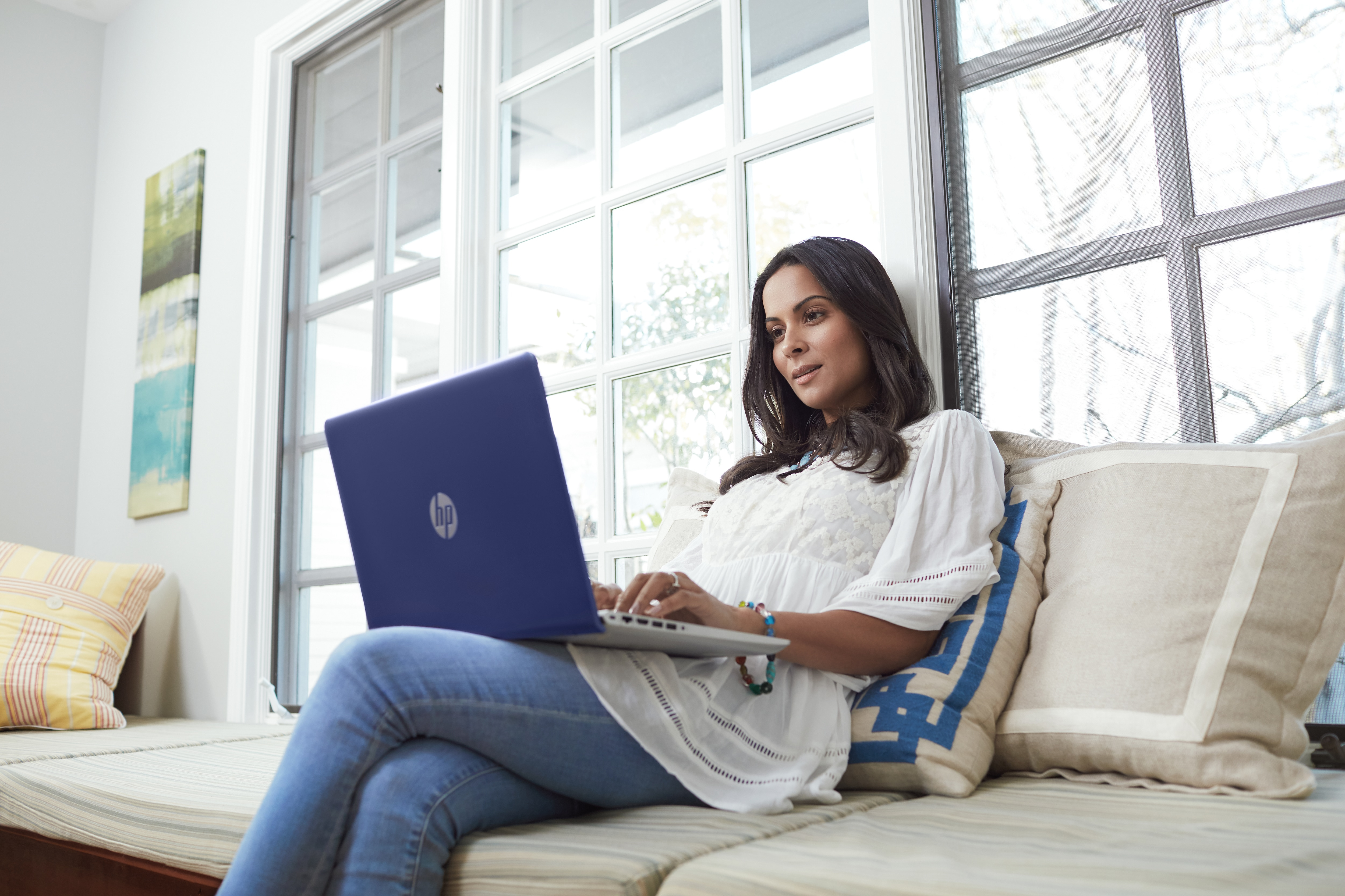 HP Pavilion I5-8250U İşlemci/8 Bellek/1TB Harddisk/2GB GT940MX Ekran Kartı/15.6/2PR73EA Laptop