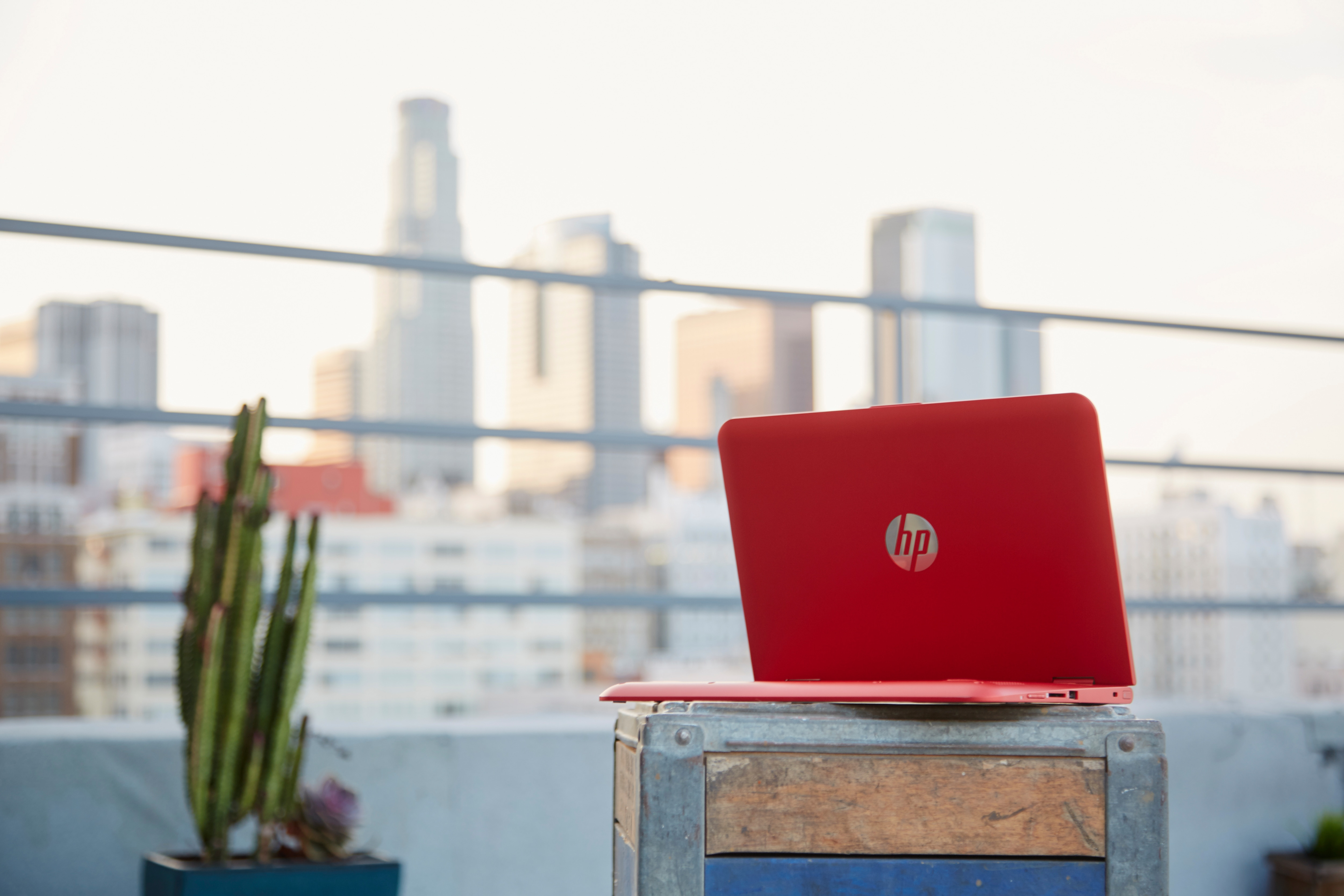 HP Hp Nb 2In1 N7H88Ea Pavılıon X360 13-S100Nt İ5-6200U 8G 500G 13.3 W10 Touch Gümüs