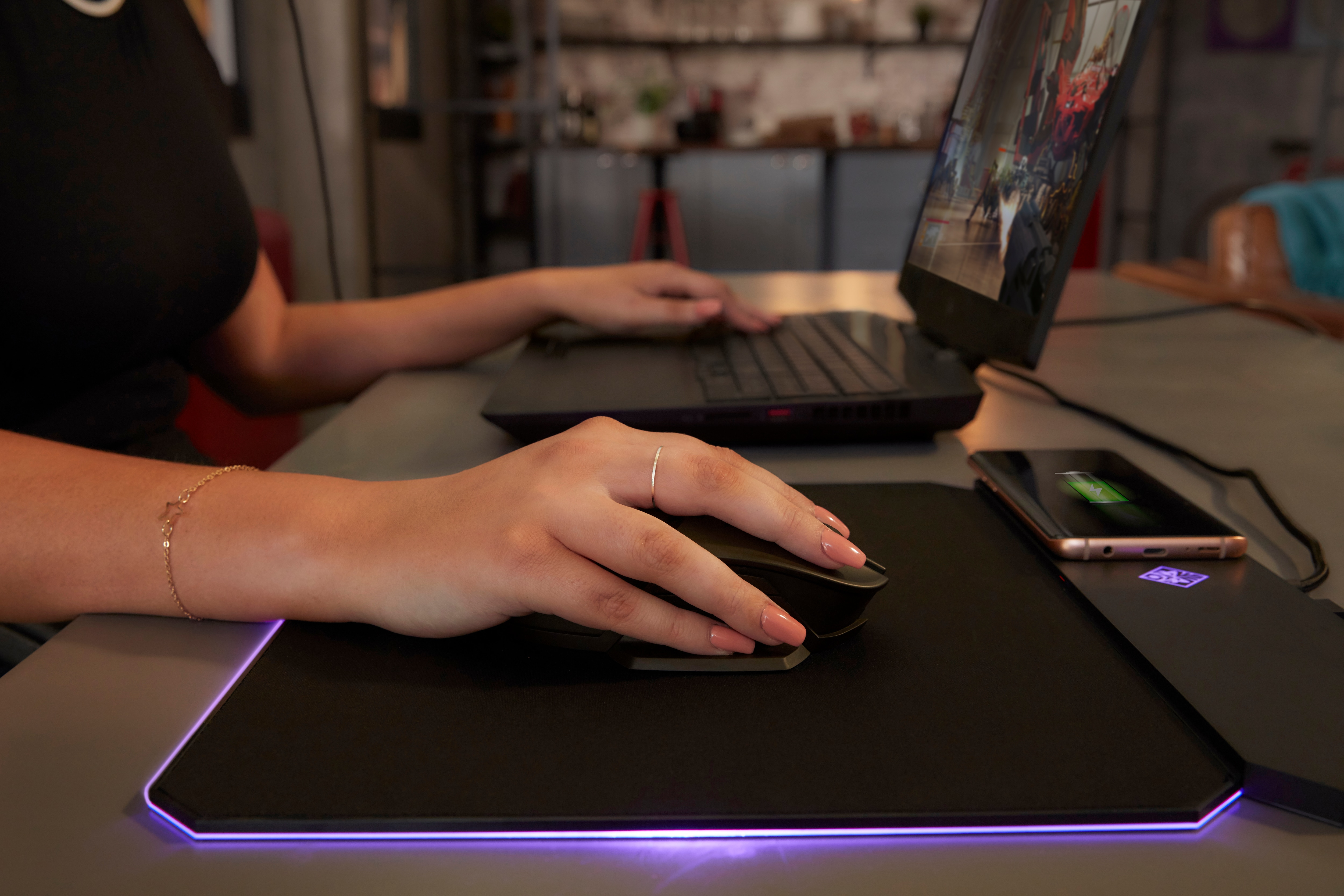 HP Omen/i9-9880H/ 32GB/ 2TB+512 SSD/ Nvidia RTX2080 8GB GDDR6/FHD / Gaming Laptop 6ZL10EA