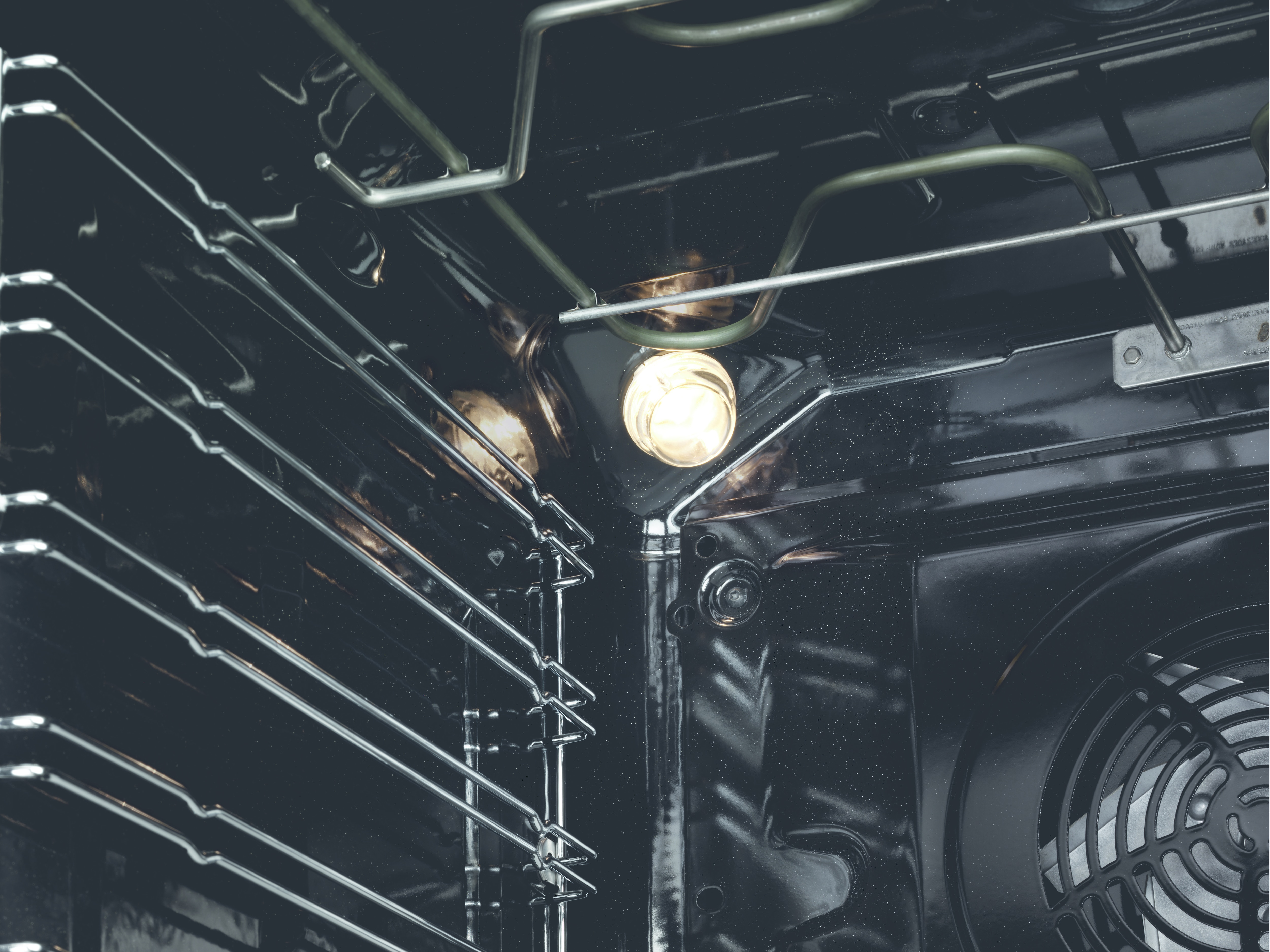 AEG BPS33102ZM, Backofen (Einbaugerät, 72 l, 594 mm breit)
