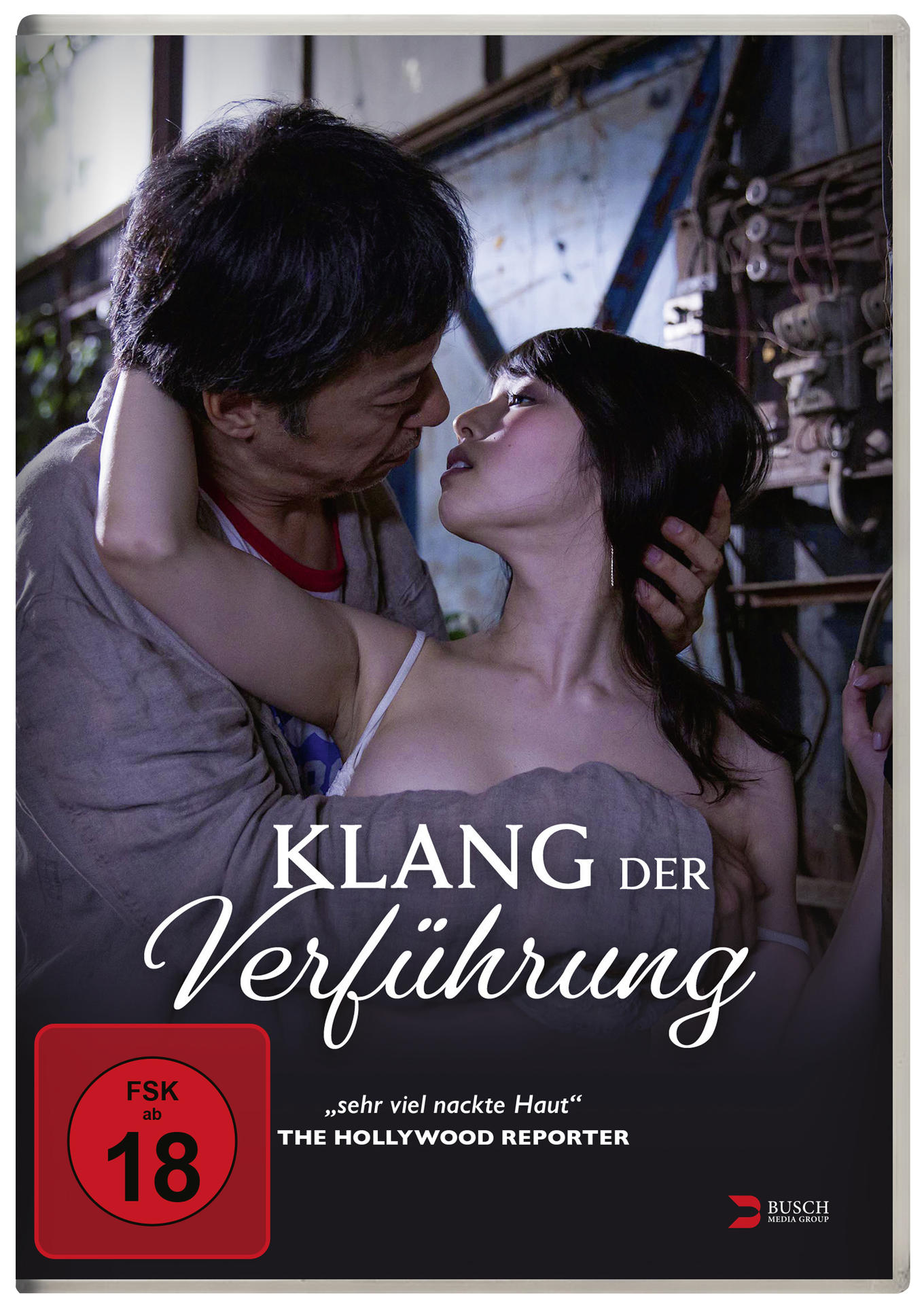 Filmplakat. Ein küssendes Paar. Text: Klang der Verführung.
