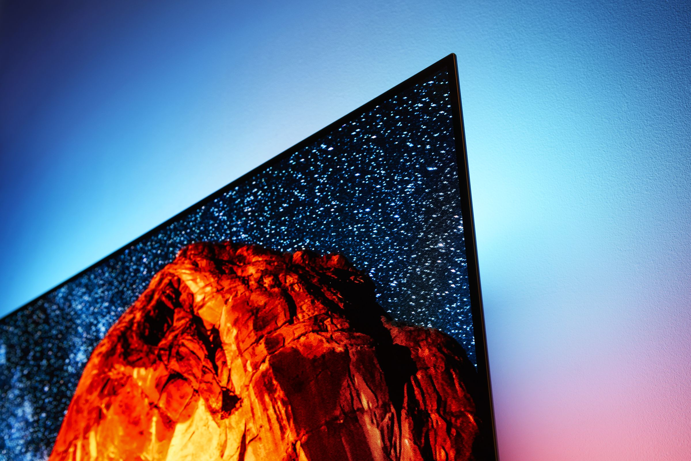 TV OLED 55" - Philips 55OLED803/12, Ultra HD 4K, Android TV, Ambilight, HDR Perfect, P5.