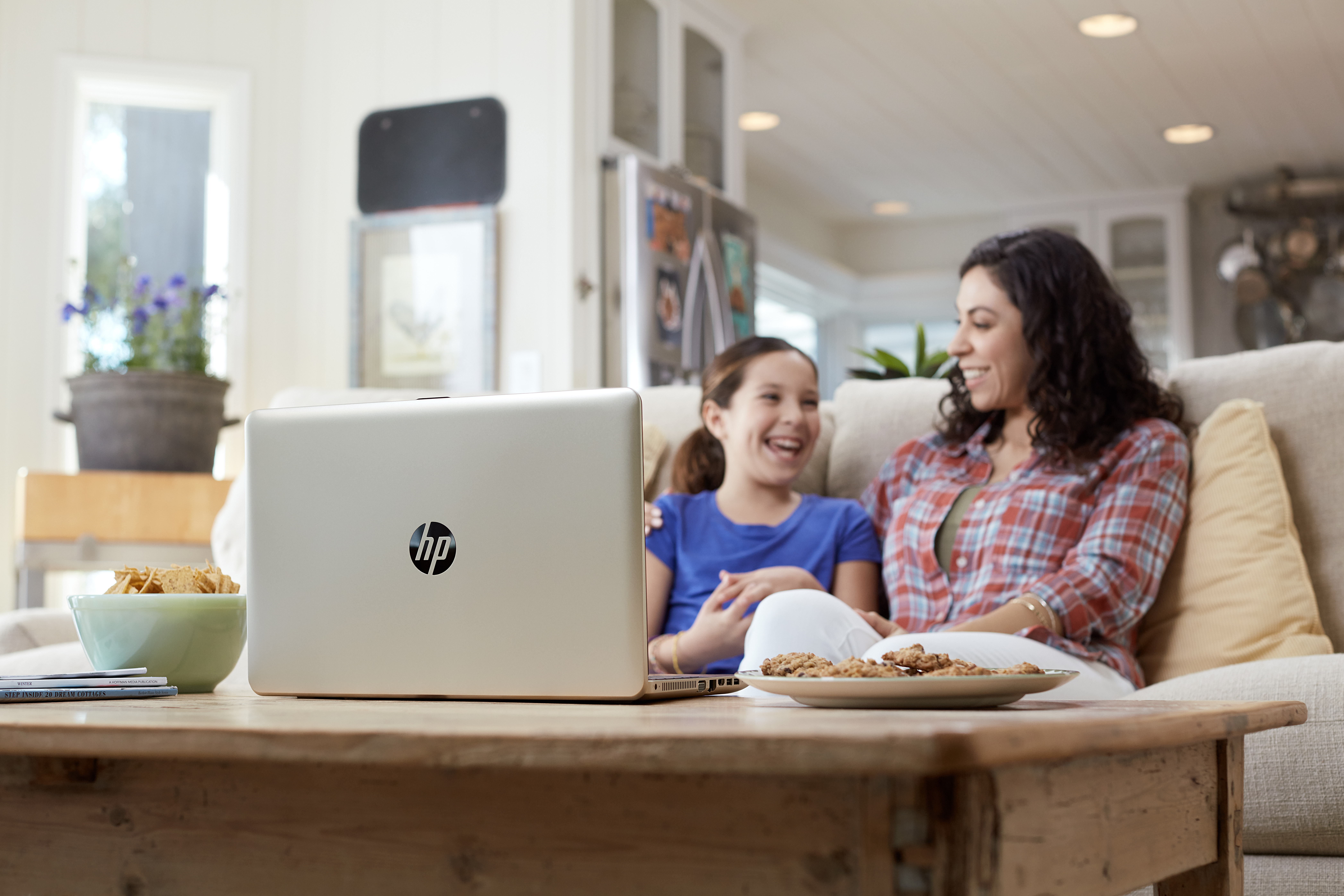 HP 15-bs571ng - 15,6 Zoll - Intel® Pentium® N3710 - 4 GB - 1 TB - Intel® HD 405 - Windows 10 Home (64 Bit)