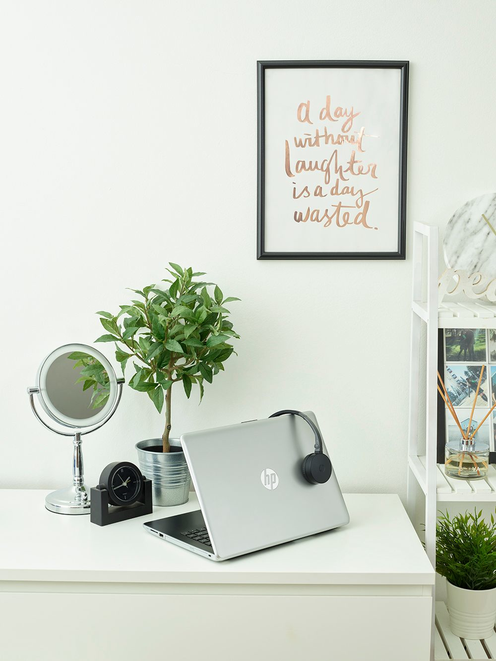 HP 15-bs571ng - 15,6 Zoll - Intel® Pentium® N3710 - 4 GB - 1 TB - Intel® HD 405 - Windows 10 Home (64 Bit)