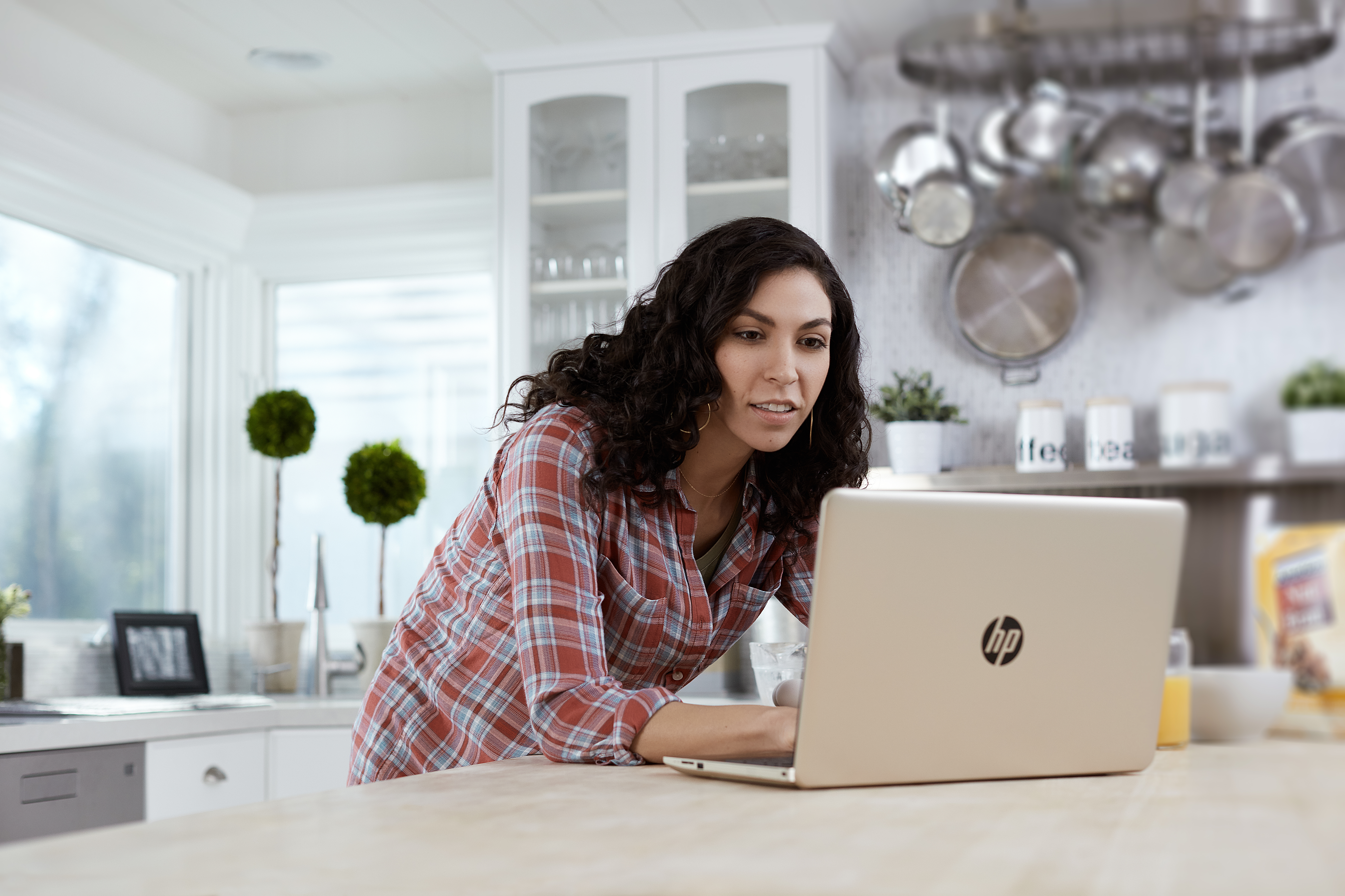 HP 15-bs571ng - 15,6 Zoll - Intel® Pentium® N3710 - 4 GB - 1 TB - Intel® HD 405 - Windows 10 Home (64 Bit)
