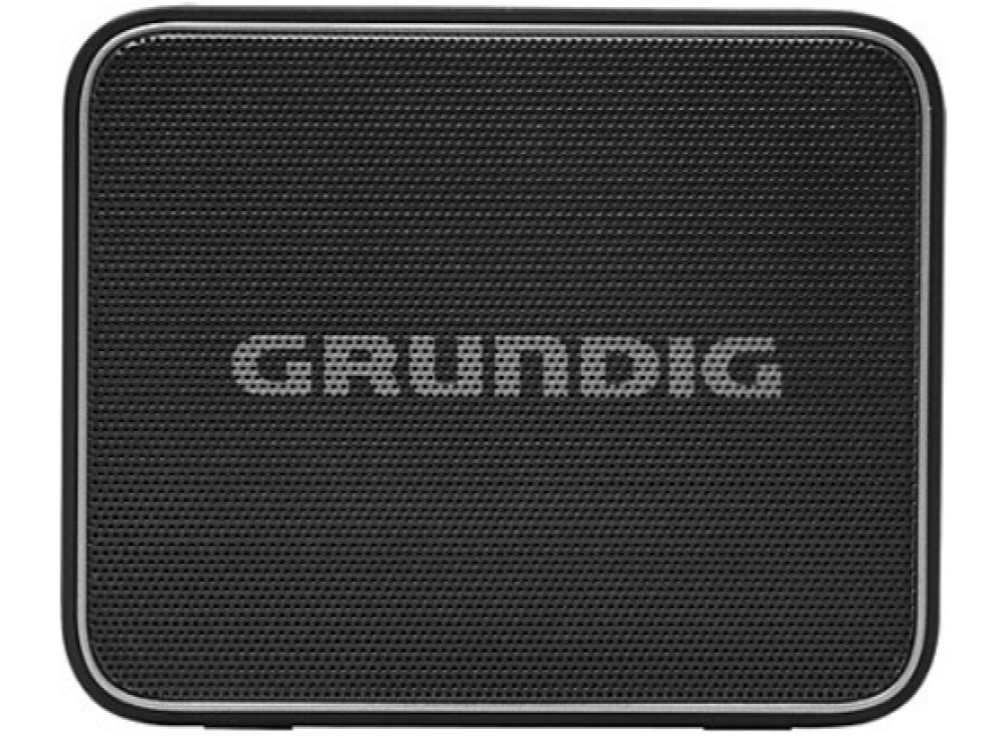 Altavoz cuadrado negro con la palabra GRUNDIG en letras blancas.