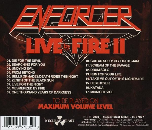 Albumcover mit Bandnamen, Titelliste und einem Diamanten-Grafik in Rot.