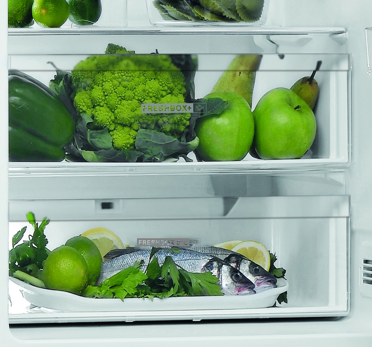 WHIRLPOOL W7 821O K No Frost kombinált hűtőszekrény