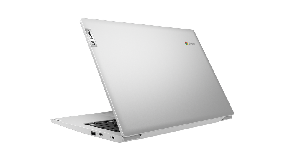Laptop Chromebook Lenovo blanco, abierto, fondo negro, vista en ángulo.