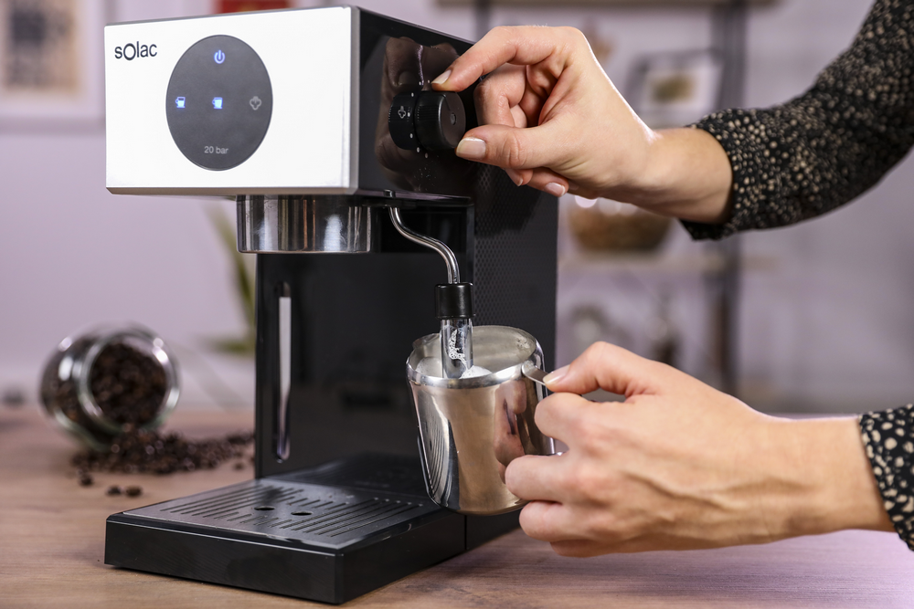 Cafetera express - Solac CE4552 Squissita Touch, 20 bares, 1.7 L, 1000 W, Vaporizador, Negro