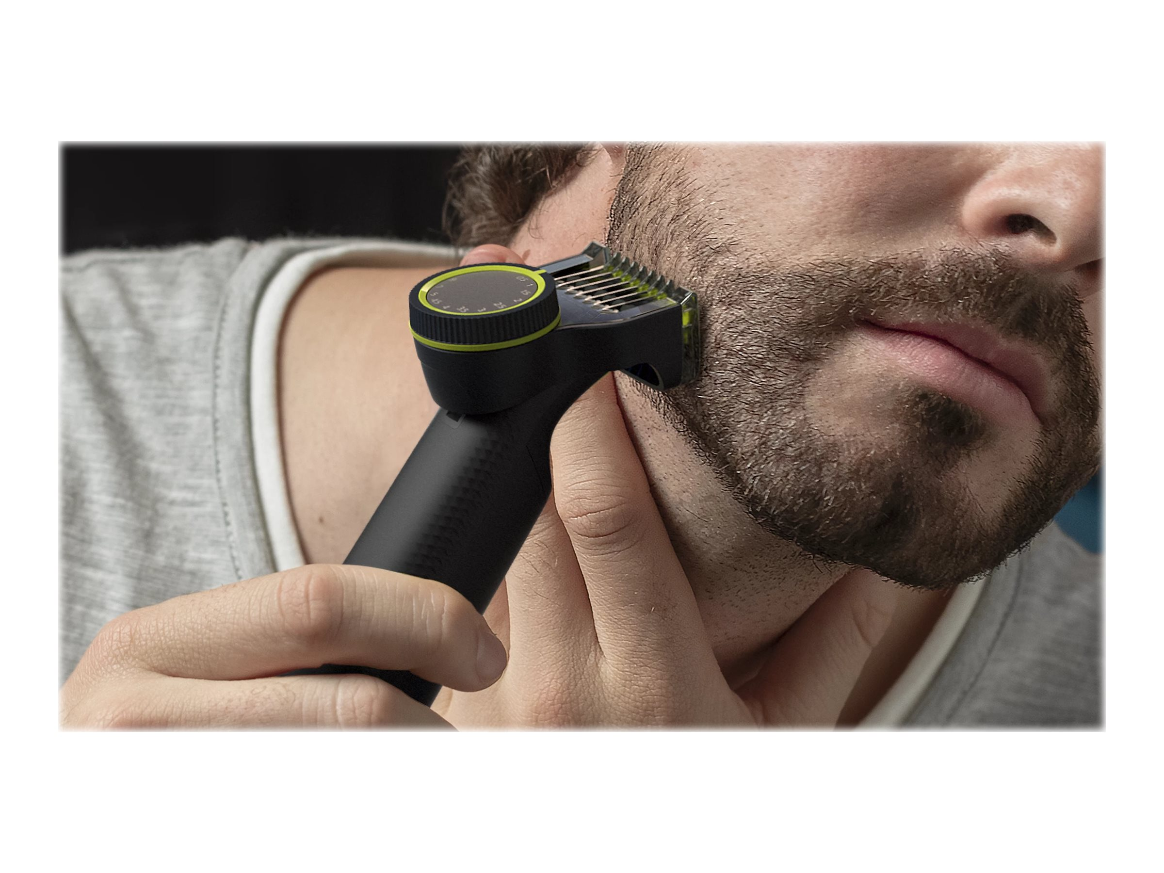 PHILIPS QP6530/15 OneBlade Pro - Rasierer/Bodygroomer (Schwarz/Grün)