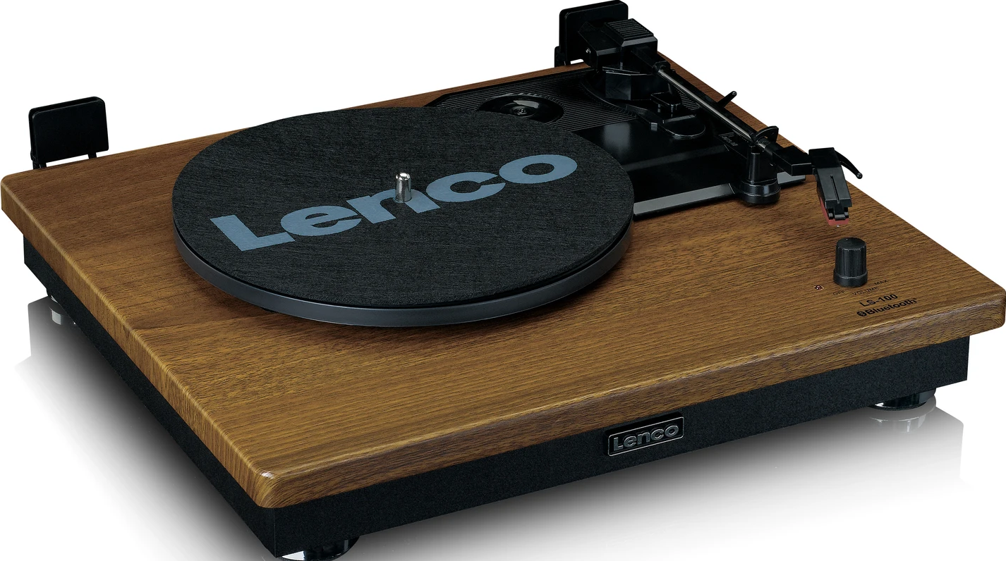 Holz-Plattenspieler mit schwarzer Schallplatte. Mit Lenco-Logo. Neu.