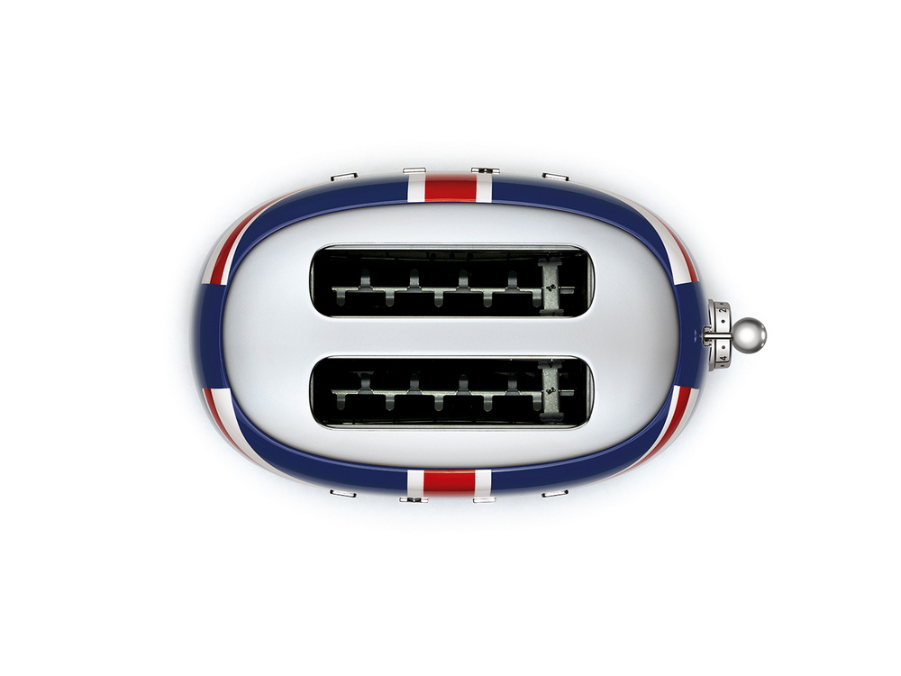 Tostadora Smeg con diseño de bandera del Reino Unido, dos ranuras, detalles cromados.