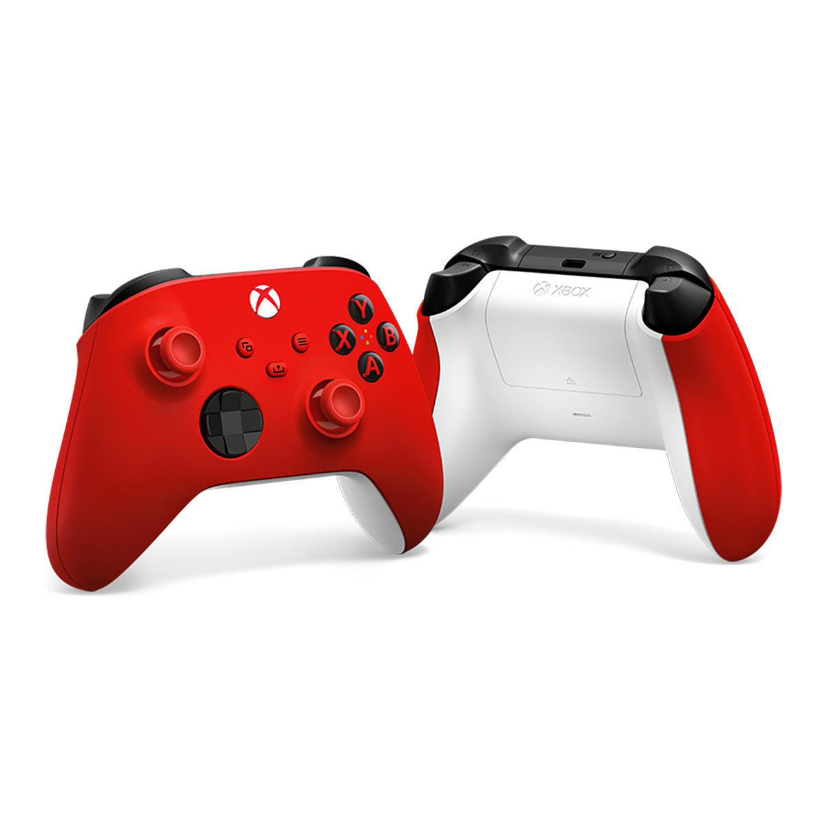 Beyaz bir yüzeyde, stüdyo çekimi iki kırmızı ve siyah Xbox kontrol cihazı.