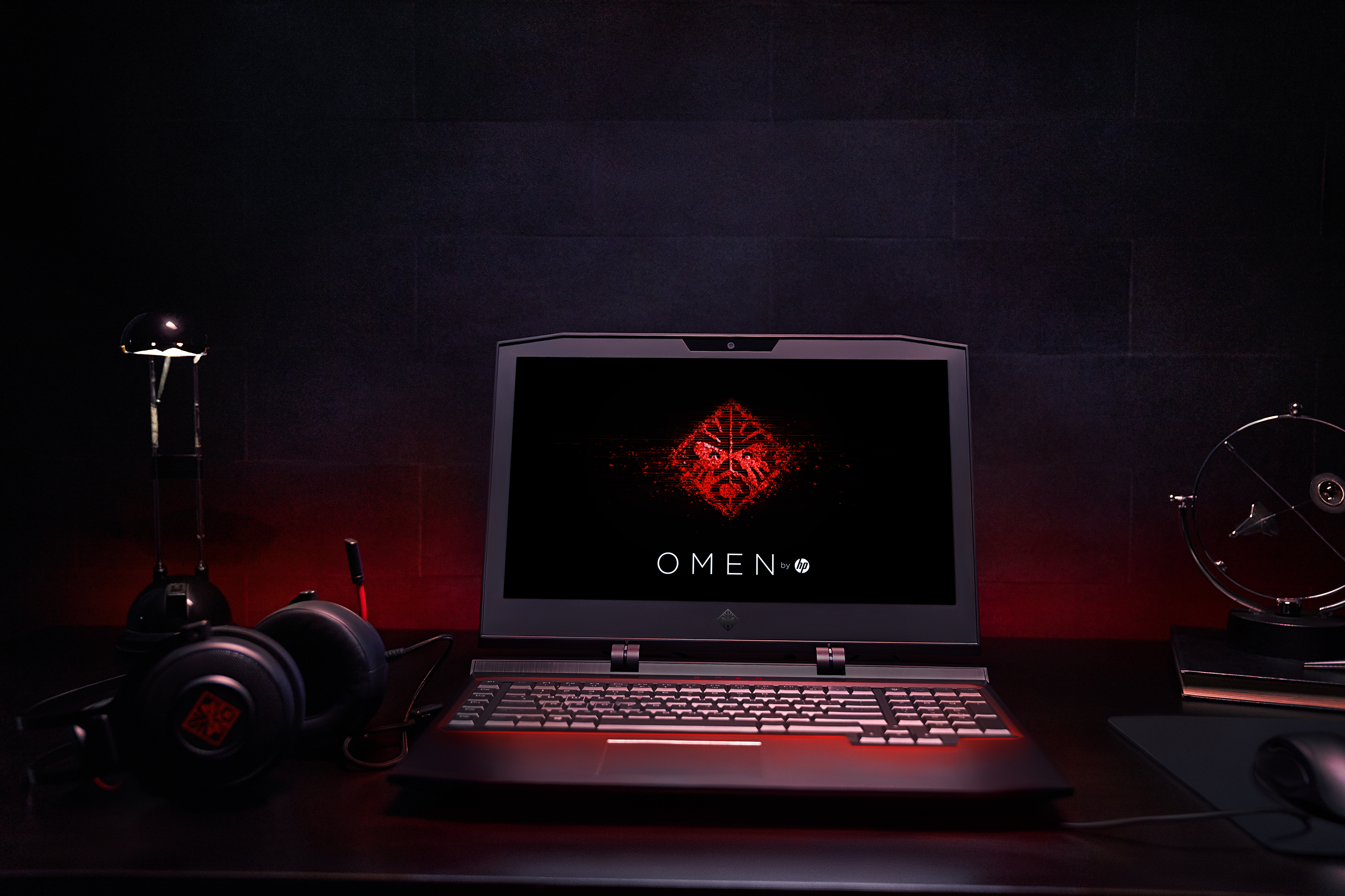 OMEN BY HP 17-AP010ND