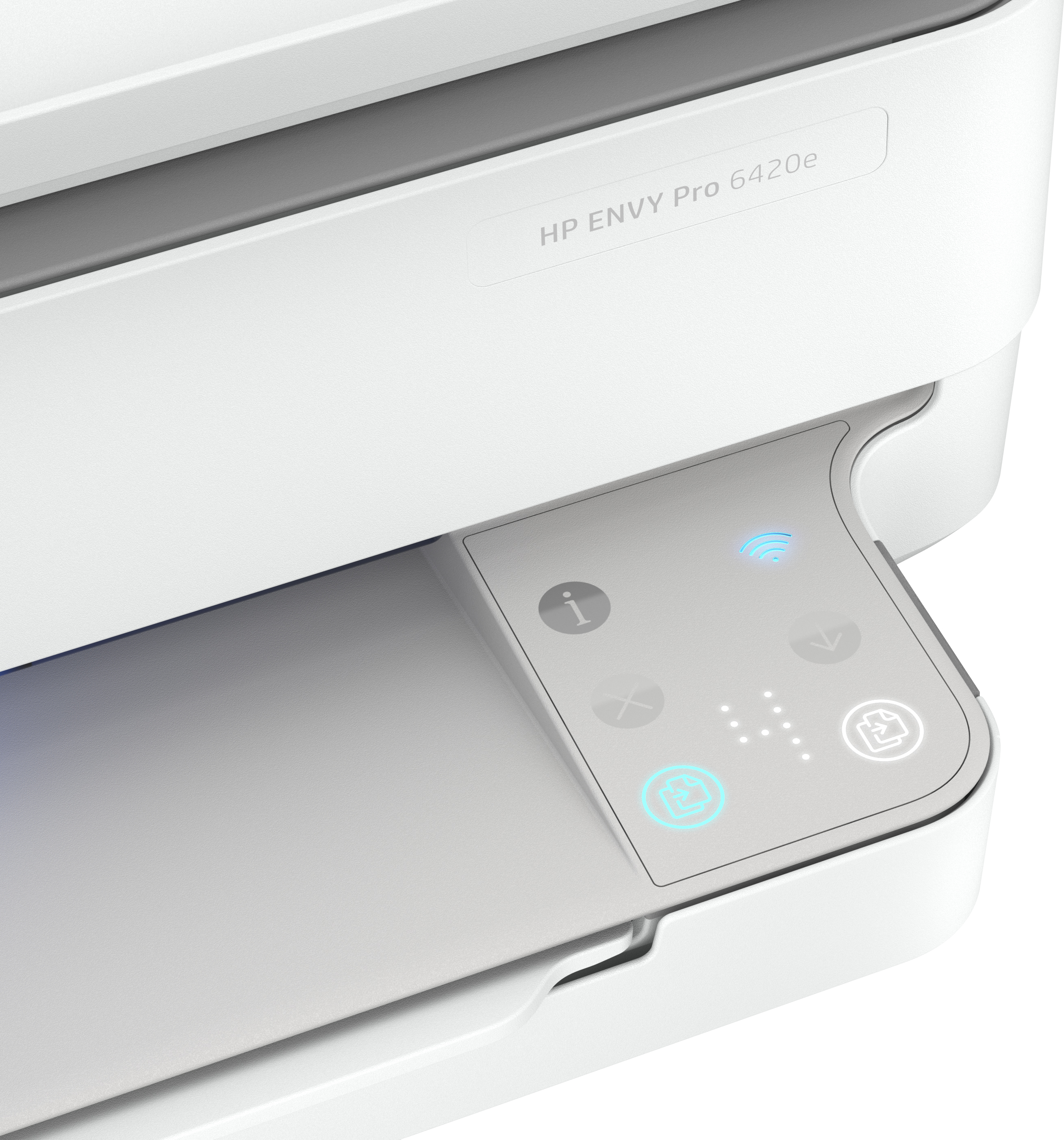 Close-up van een HP Envy Pro printer, met bedieningspaneel en papierlade.