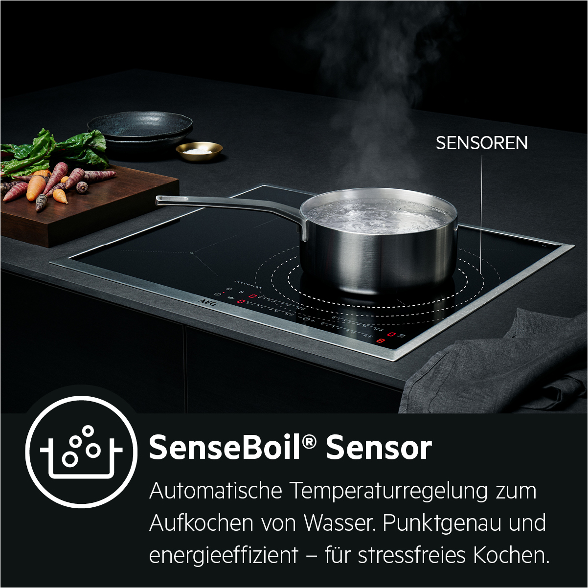 50-Zoll Hisense-Fernseher, der ein Fußballspiel zeigt. Zwei Spieler rennen auf dem Rasen. Vidaa Logo.