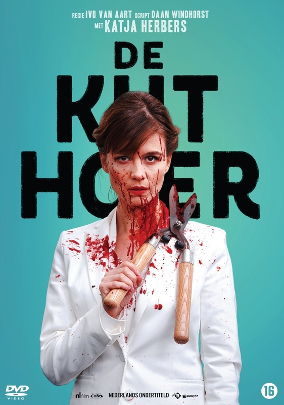 Filmposter van een vrouw bedekt met bloed, met een schaar. Titel: 'De Kuthoer'.