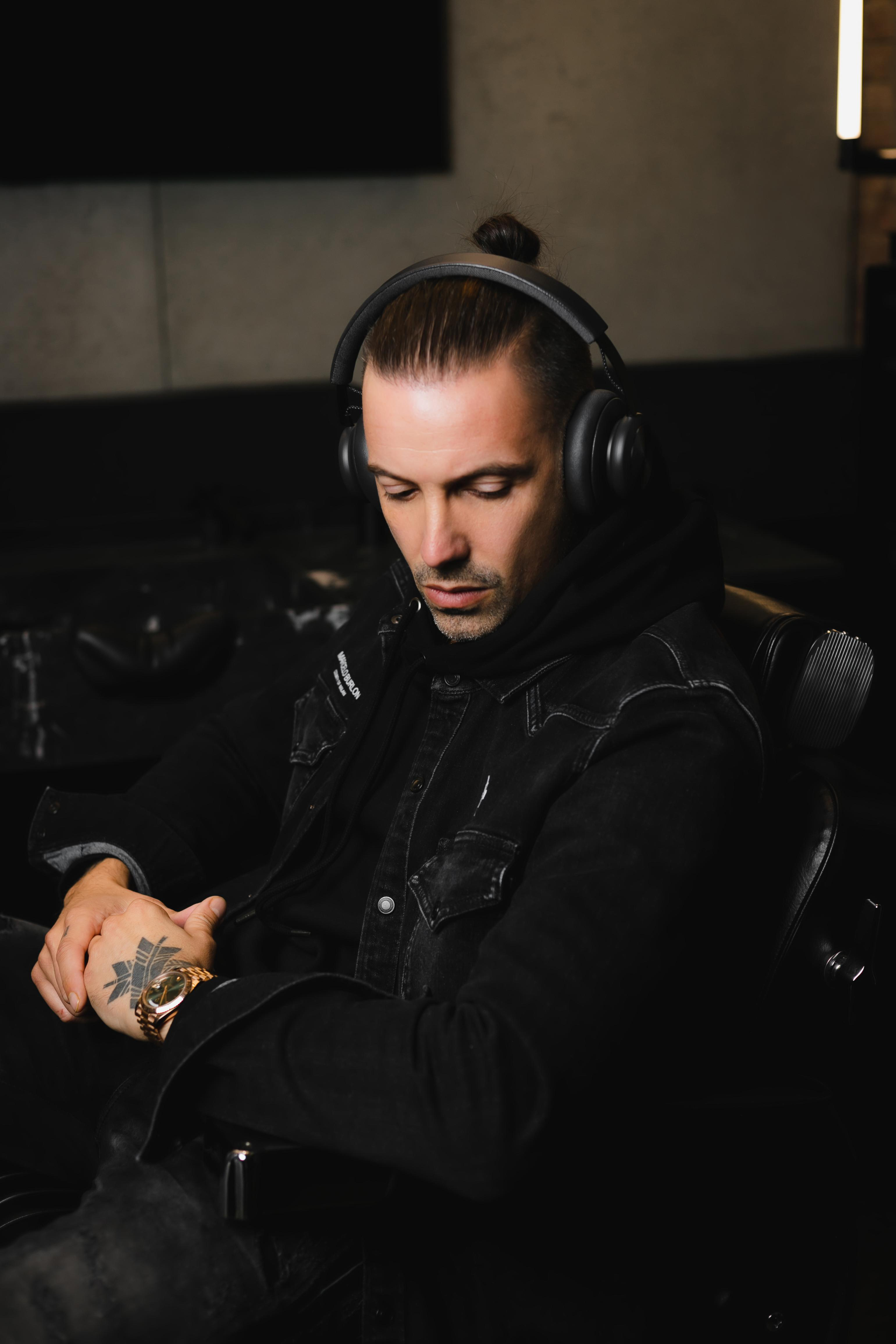 BANG&OLUFSEN H4 2nd Gen RAF Camora, Over-ear Kopfhörer Bluetooth Black Anthracite