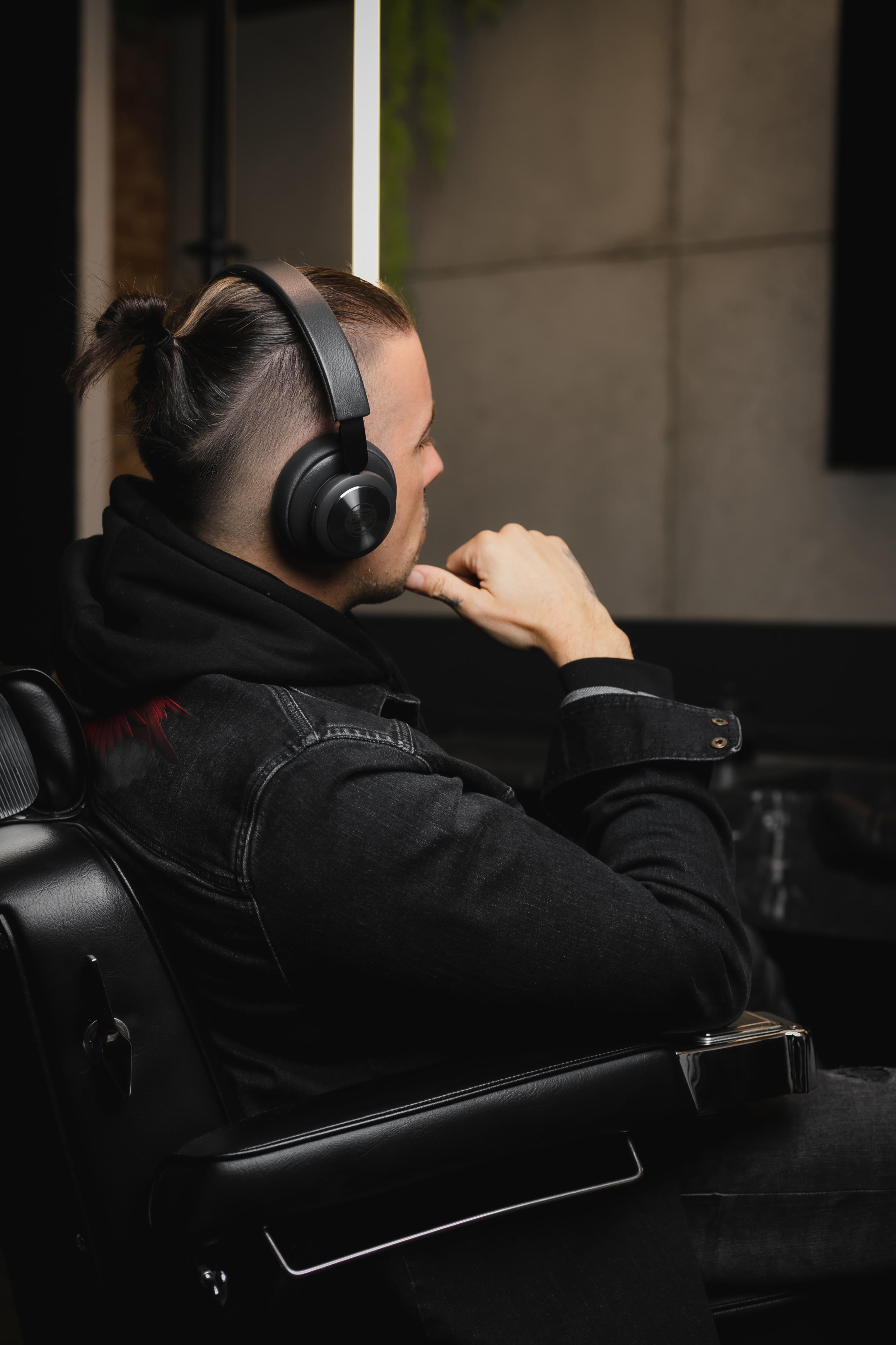 BANG&OLUFSEN H4 2nd Gen RAF Camora, Over-ear Kopfhörer Bluetooth Black Anthracite