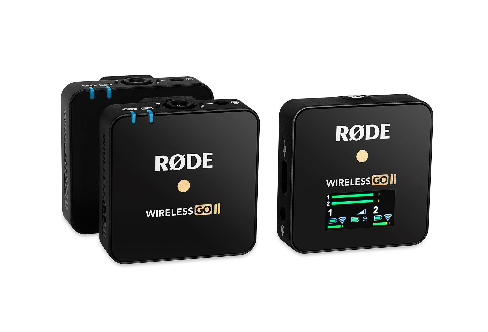 Drei schwarze Rode Wireless Go II Mikrofone auf weißem Hintergrund.