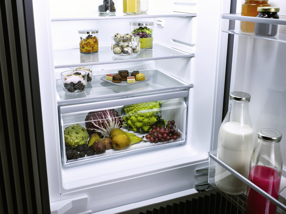 MIELE K 7103 F Selection Kühlschrank (144 l, F, 874 mm hoch, Weiß)