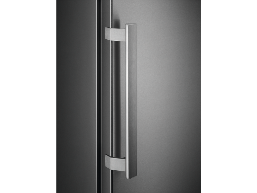 Frigorífico una puerta - Electrolux LRC5ME38X2, 390 l, Cíclico, MultiFlow, Extra Chill, 40 dB, 186 cm, Inox