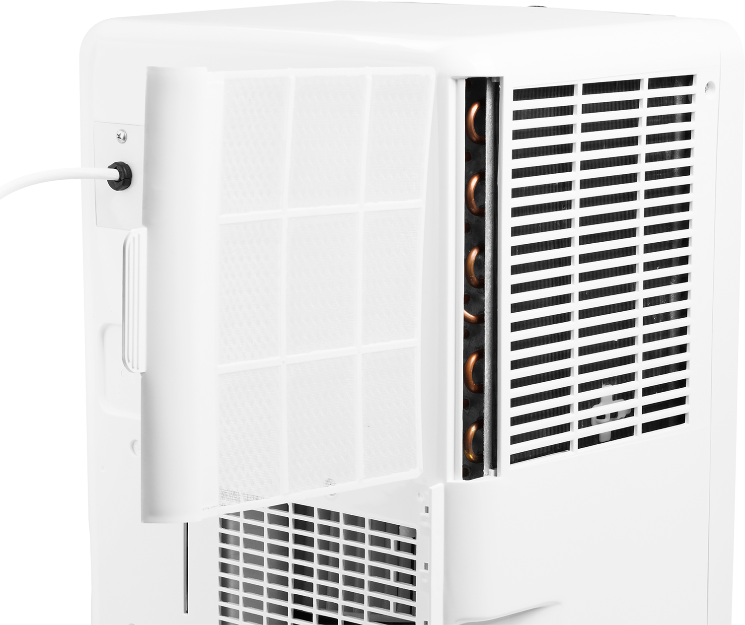 Airconditioner met blootliggend filter. Wit plastic met zwarte ventilatieopeningen en koperen buizen.