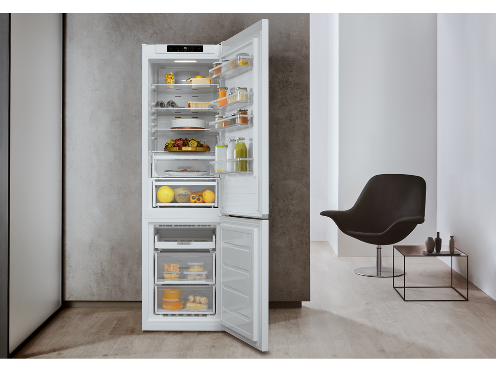 Frigorífico combi - Whirlpool W9921CW2, 355 l, No Frost, 201.3 cm, Estantes de cristal, Blanco