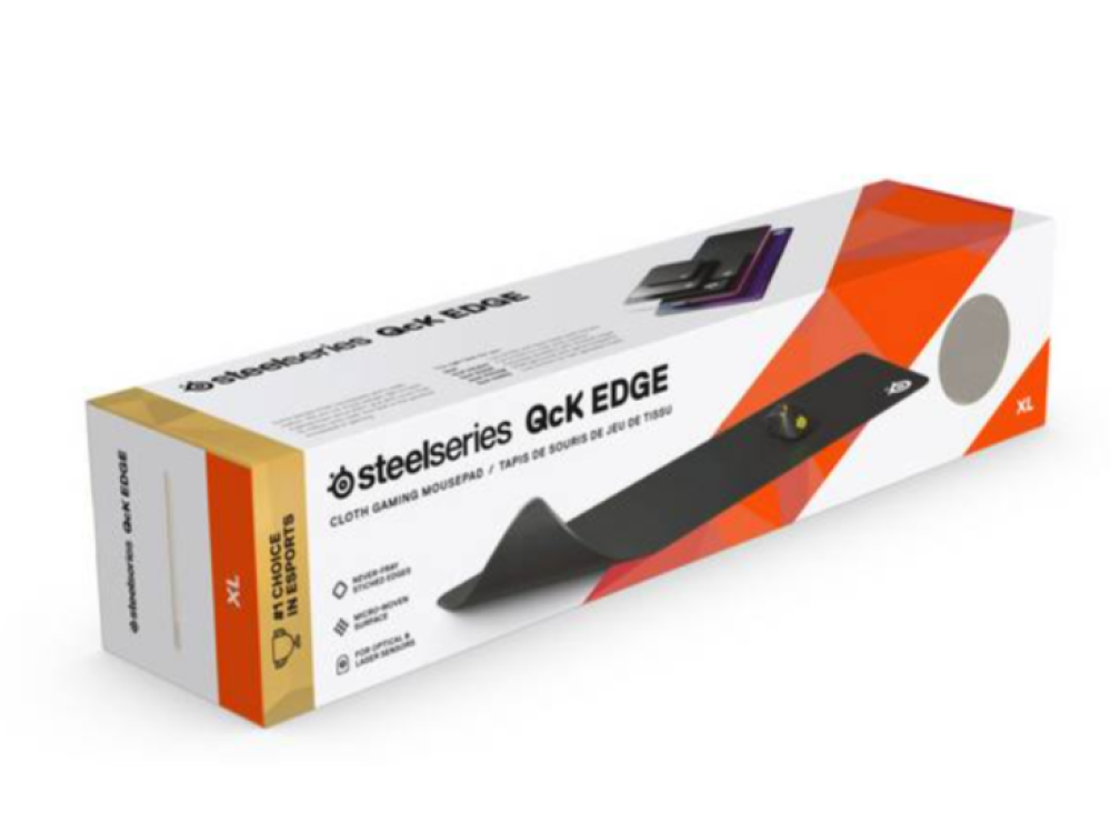 Caja de alfombrilla Steelseries Qck Edge. Caja blanca con gráfico de alfombrilla negra.