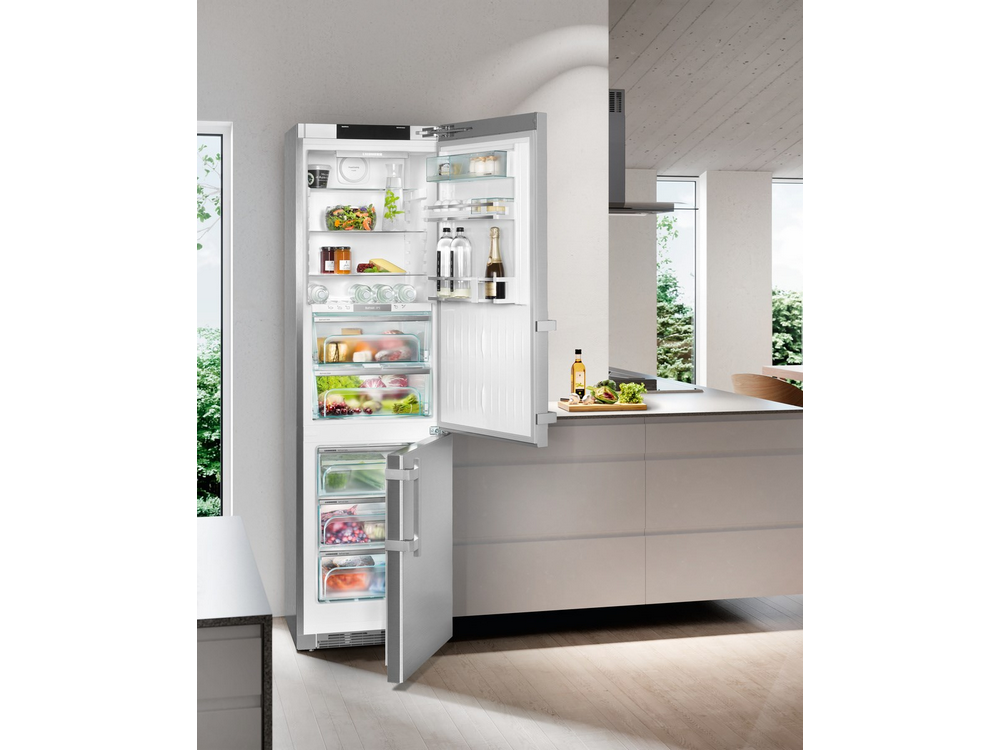 Frigorífico combi - Liebherr CBNies 4878, 351 l, No Frost, BioFresh, Pantalla táctil 7" TFT, 201 cm, Inox